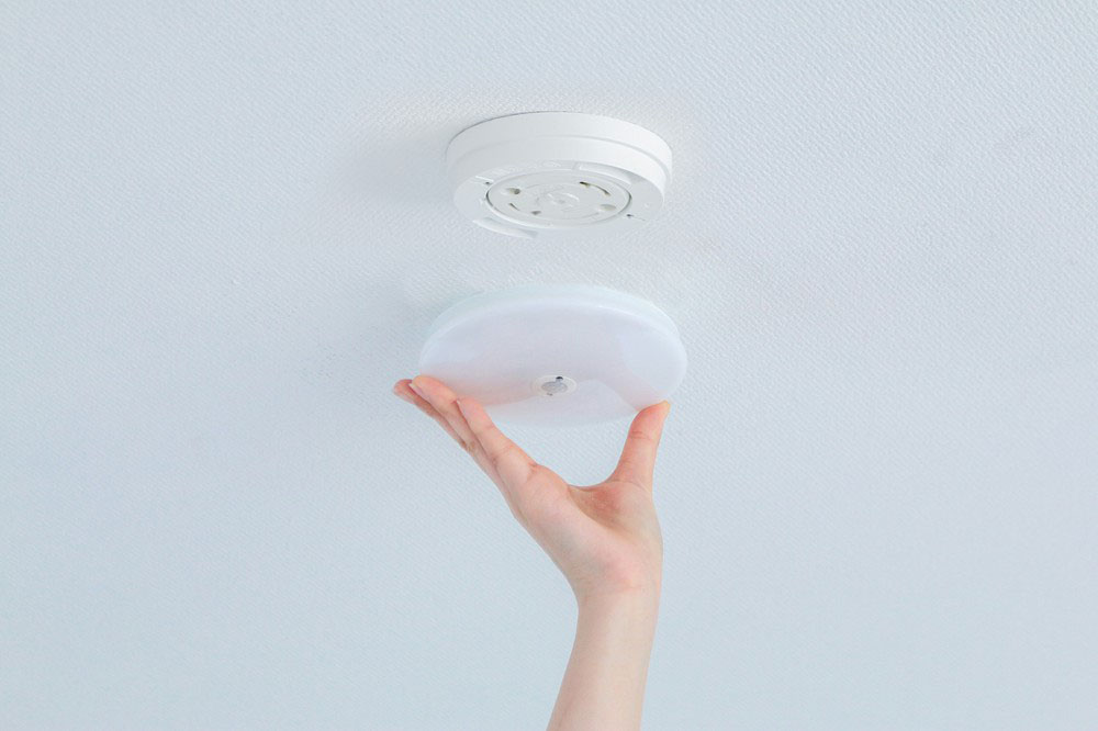 ●LED小型シーリング 薄形600lm 昼光色 人感センサー SCL6DMS-UU 4967576384322×1