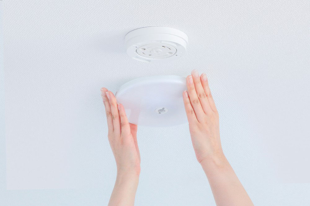 ●LED小型シーリング 薄形1200lm 昼光色 人感センサー SCL12DMS-UU 4967576384353×1