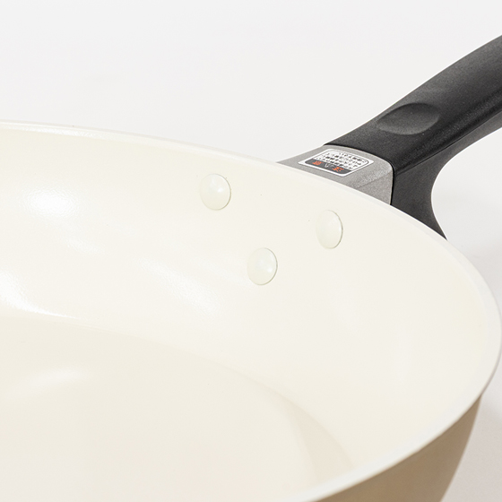 セラブリッド フライパン 28cm(IH・ガス火対応)ベージュ