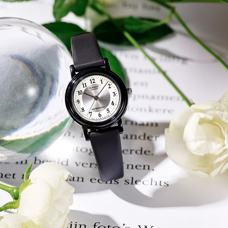 【お取り寄せ商品】腕時計 CASIO Collection STANDARD LQ139AMV7B3LW