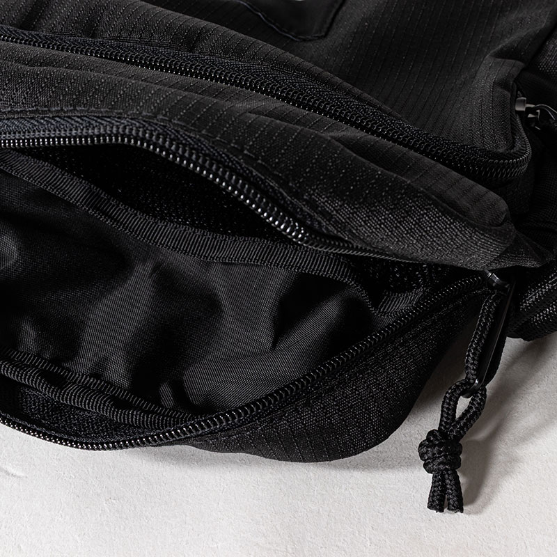 ウード 縦ショルダー ブラック