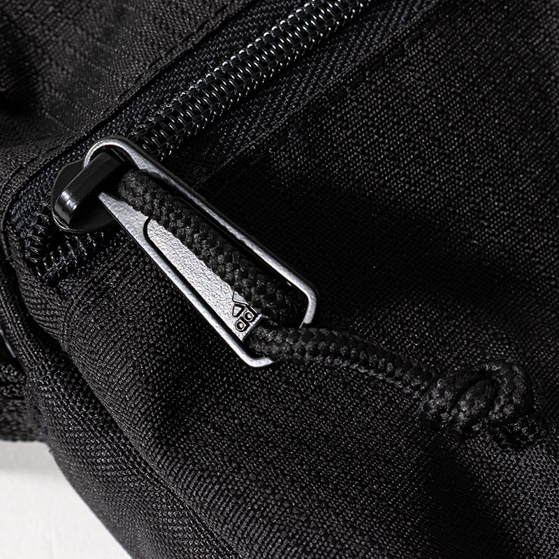 ウード 横ショルダー ブラック