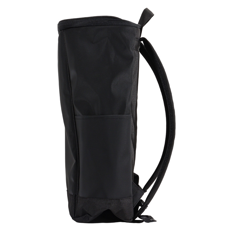 adidas ブルグ スクエアリュック Mサイズ 23L ブラック×ホワイト