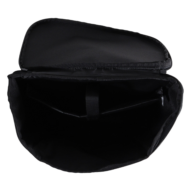 adidas ブルグ スクエアリュック Mサイズ 23L ブラック×ホワイト