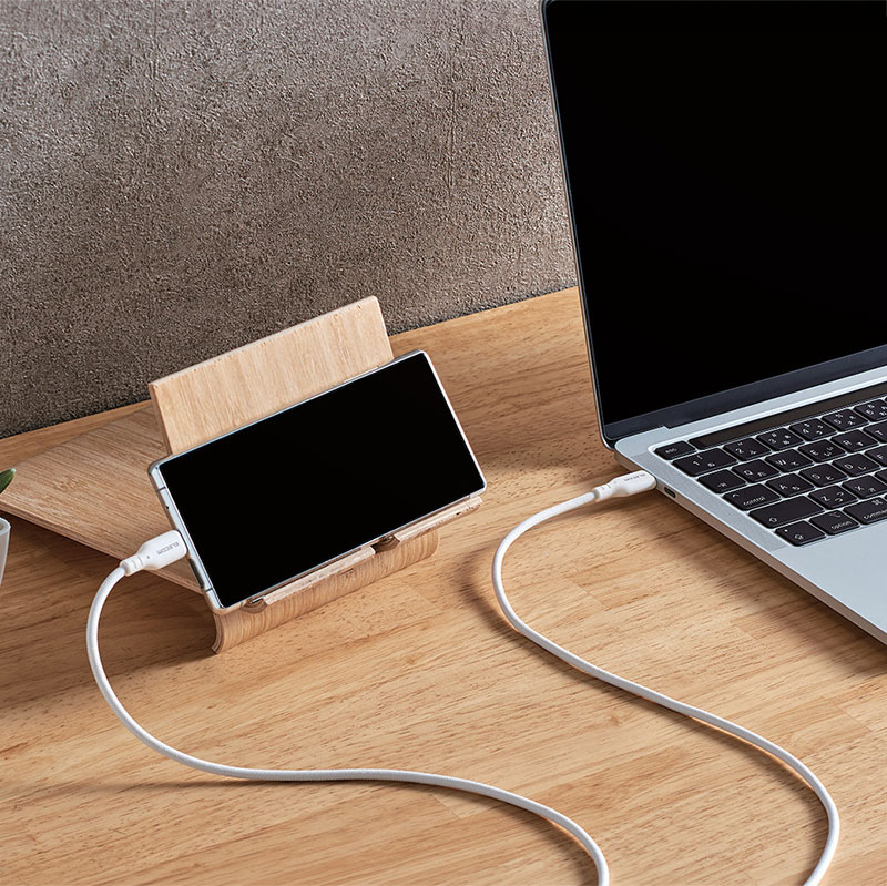 USB Type-C to USB Type-Cケーブル USB Power Delivery対応 シリコンメッシュタイプ 1.0m ホワイト