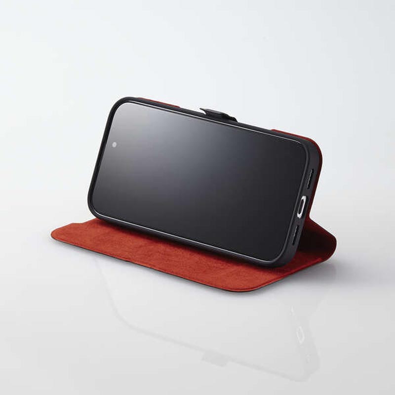 iPhone16 ソフトレザーケース 薄型 磁石付 ブラック PM-A24APLFUBK