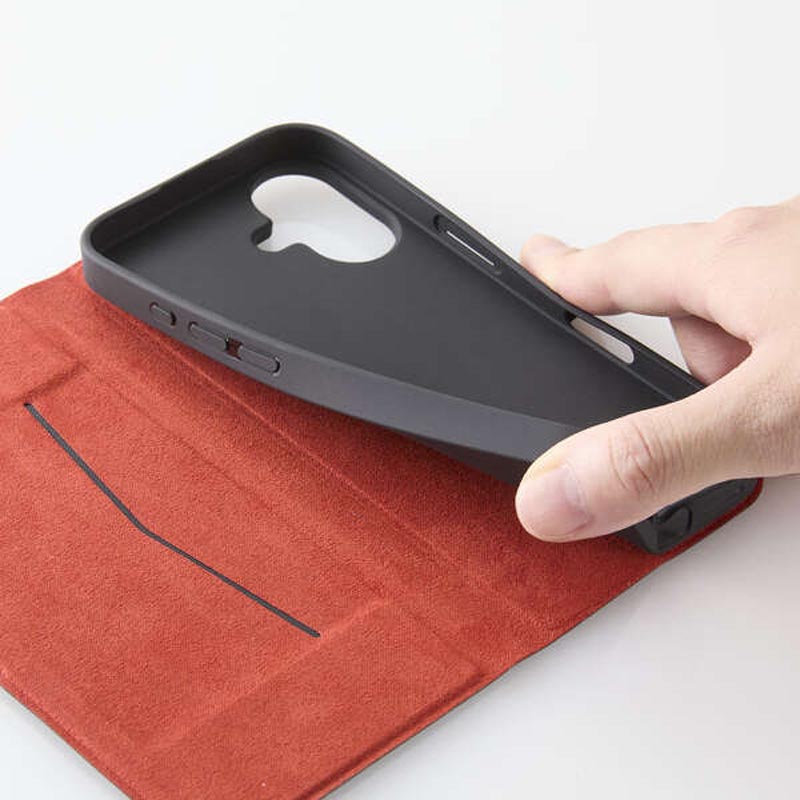 iPhone16 ソフトレザーケース 薄型 磁石付 ブラック PM-A24APLFUBK