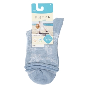 レディース 素足ごこち クルー丈ソックス リーフ柄メッシュ サックス 23-25cm