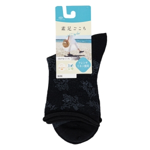 レディース 素足ごこち クルー丈ソックス リーフ柄メッシュ ブラック 23-25cm