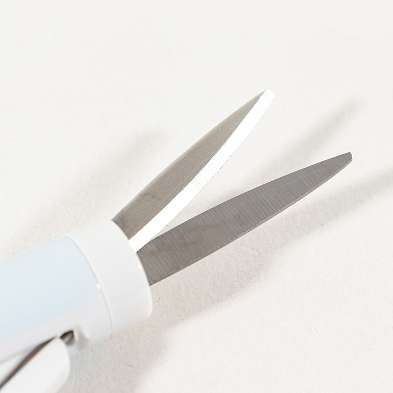 キャップのいらないコンパクトはさみ シナモロール