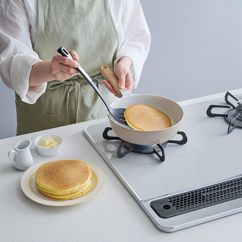 【お取り寄せ商品】セラプロテクトシリーズ フライパン 20cm グレージュ ガス火・IH対応