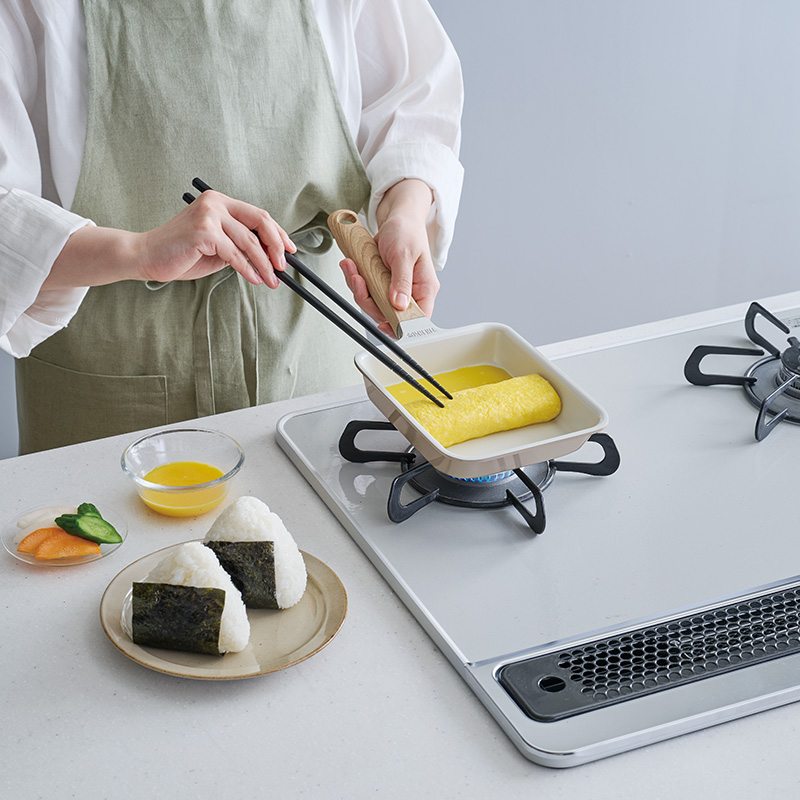 セラプロテクトシリーズ 玉子焼きフライパン 13cm グレージュ IH・ガス対応