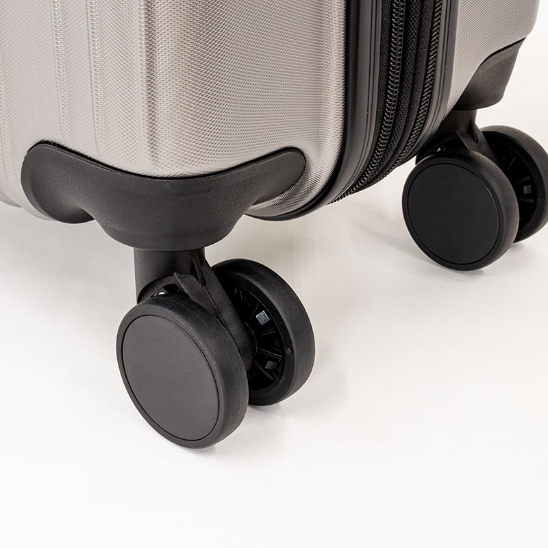 機内持込可 Wキャスター 拡張キャリーケース46 FAC24V-46 46cm シルバー 23