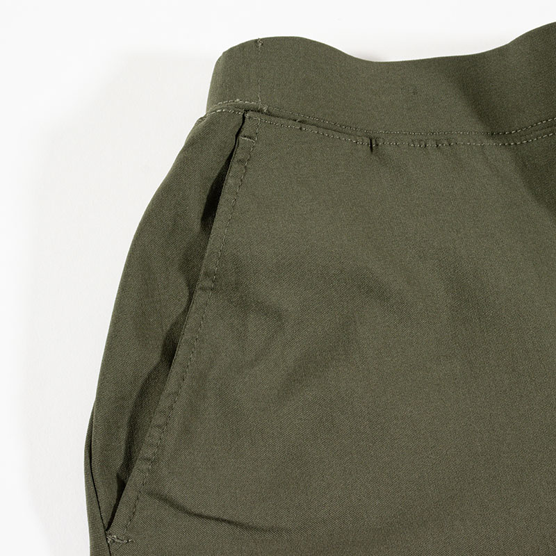 【お取り寄せ商品】メンズ 冷感 ストレッチパンツ カーキ