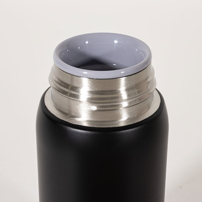 軽量ステンレスマグボトル スクリュータイプ 600ml 保温・保冷 ブラック