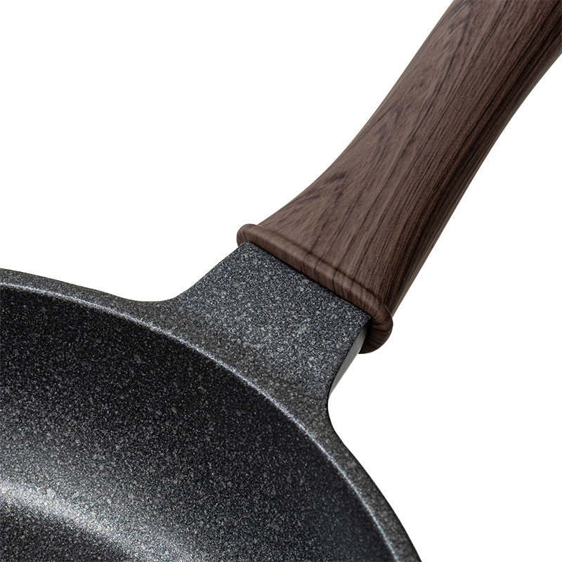 驚くほど軽い フライパン 30cm ガス火専用