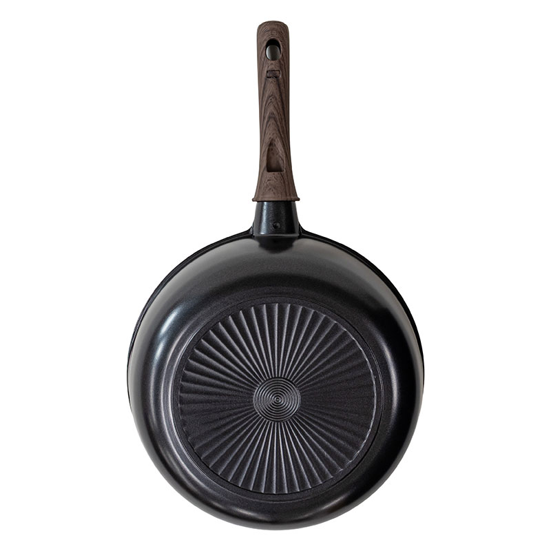 驚くほど軽い 超深型 フライパン 24cm ガス火専用