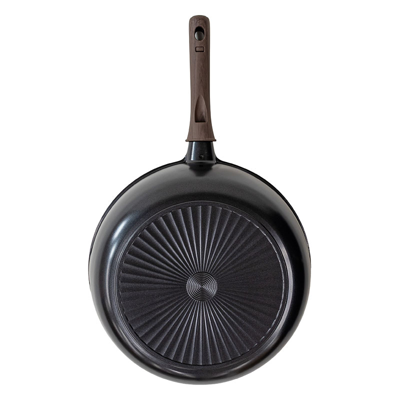 驚くほど軽い 超深型 フライパン 28cm ガス火専用