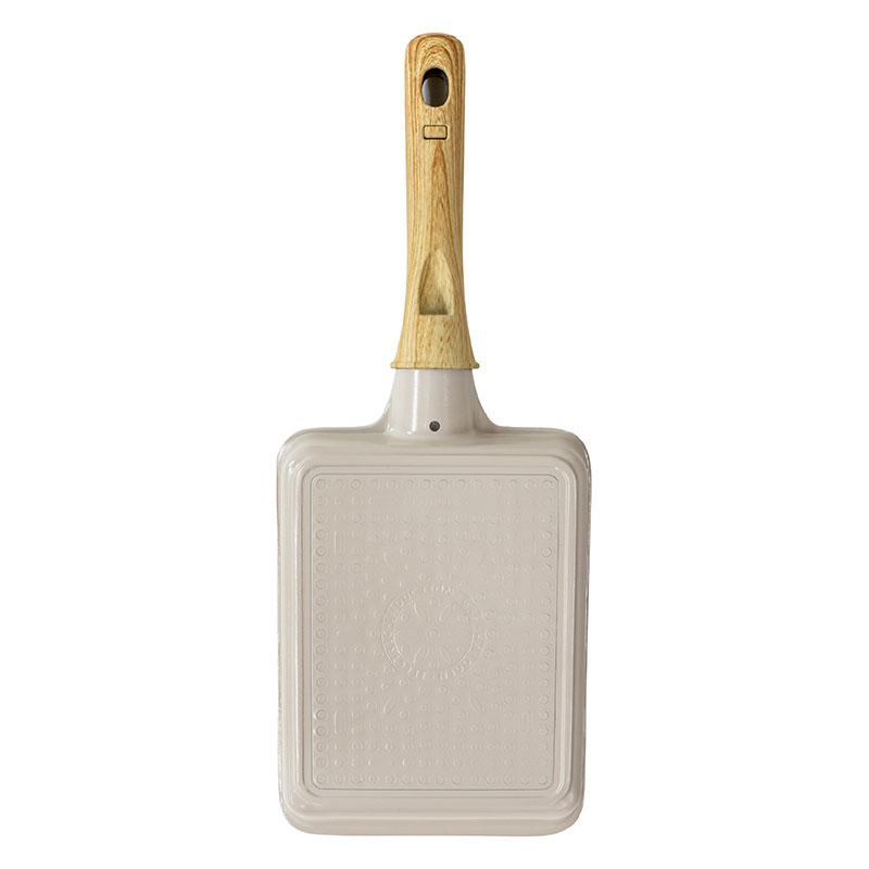 驚くほど軽い 玉子焼き 13×18cm ガス火・IH対応