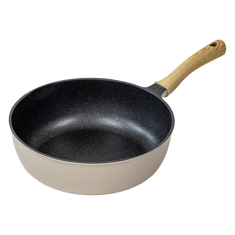 驚くほど軽い 超深型 フライパン 28cm ガス火・IH対応