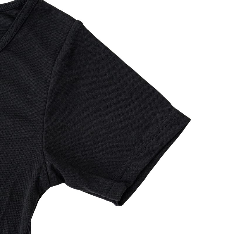 キッズ 超さらっと肌離れインナー 半袖 丸首 ブラック