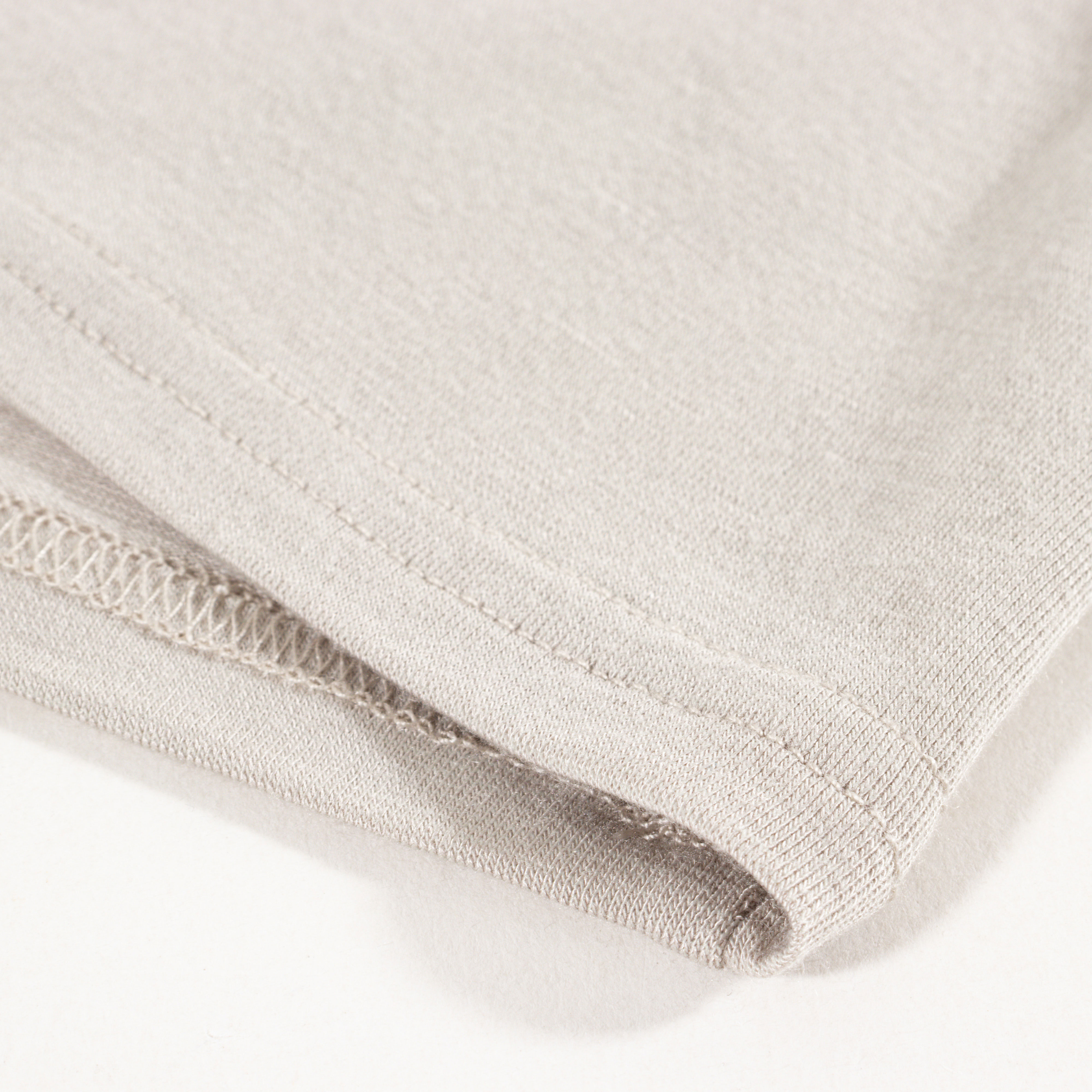 レディース 潤肌 カップ付インナー タンクトップ グレージュ