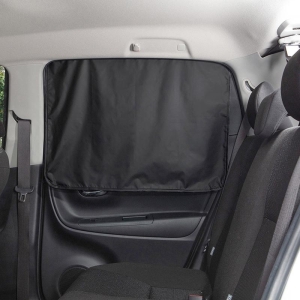 車内の温度が上がりにくい マグネットメッシュカーテン L 約幅80×高さ52cm 2枚入