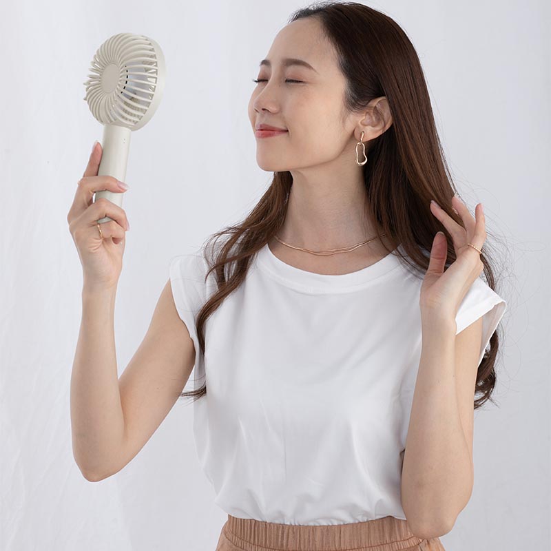 OLU ハンディファン