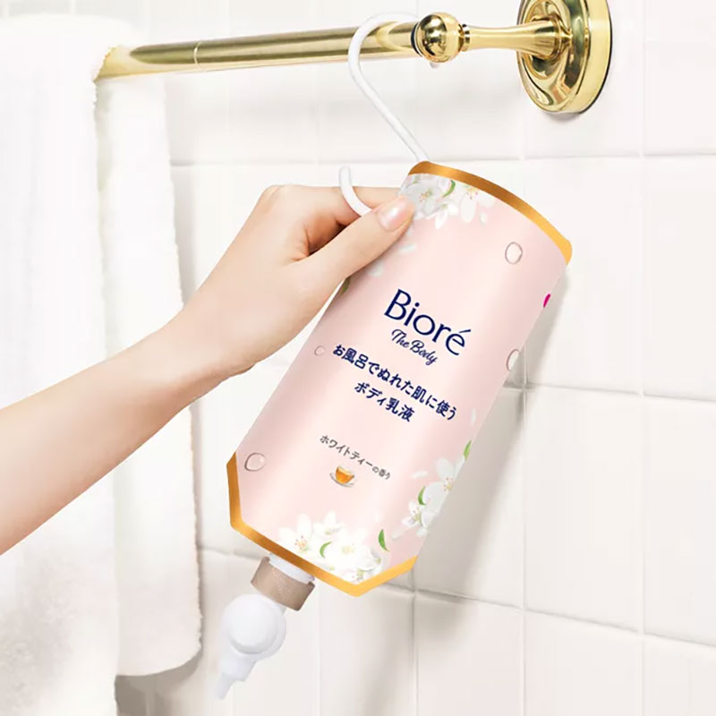 ビオレ ザ ボディ お風呂でぬれた肌に使うボディ乳液 肌すべすべ 無香料 本体セット 285mL