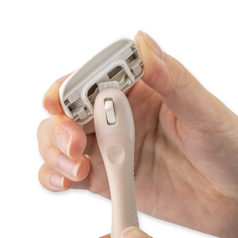 miness ボディカミソリ本体替刃2個付き