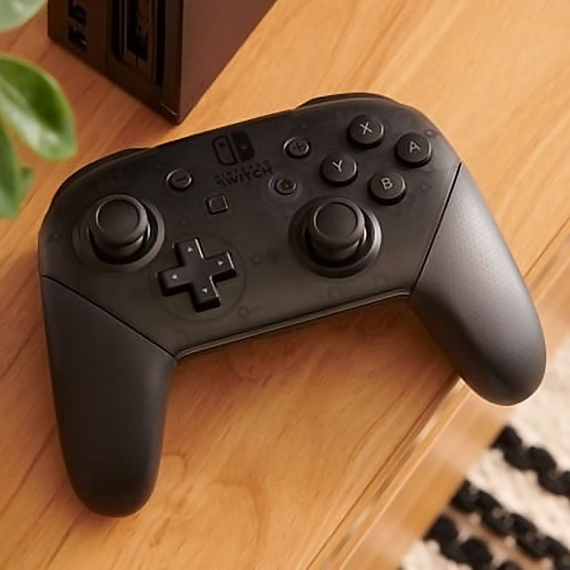Nintendo Switch Proコントローラー