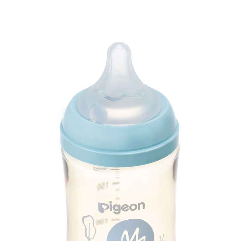 母乳実感 プラスチック製 Flower 240ml