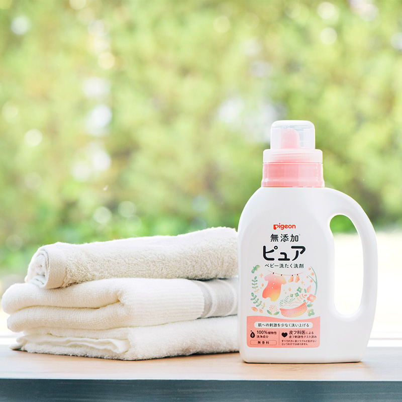 赤ちゃんの洗たく用洗剤 ピュア 本体　800ml