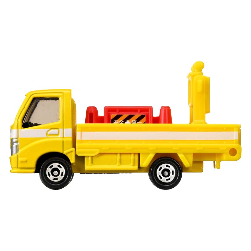 トミカ No.82 道路保安用品運搬トラック
