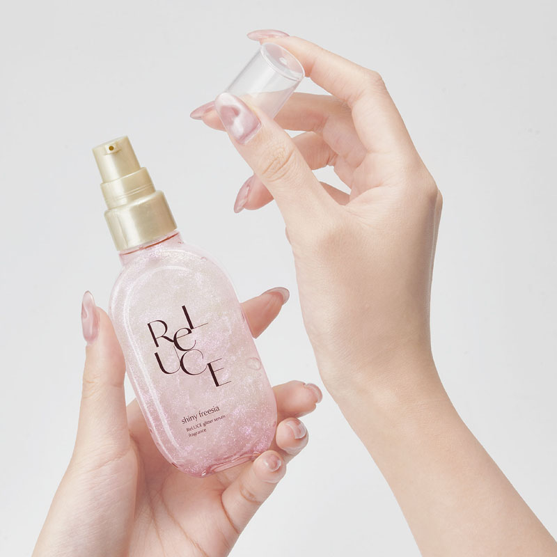 リルーチェ グリッターセラムフレグランス シャイニーフリージアの香り 80ml