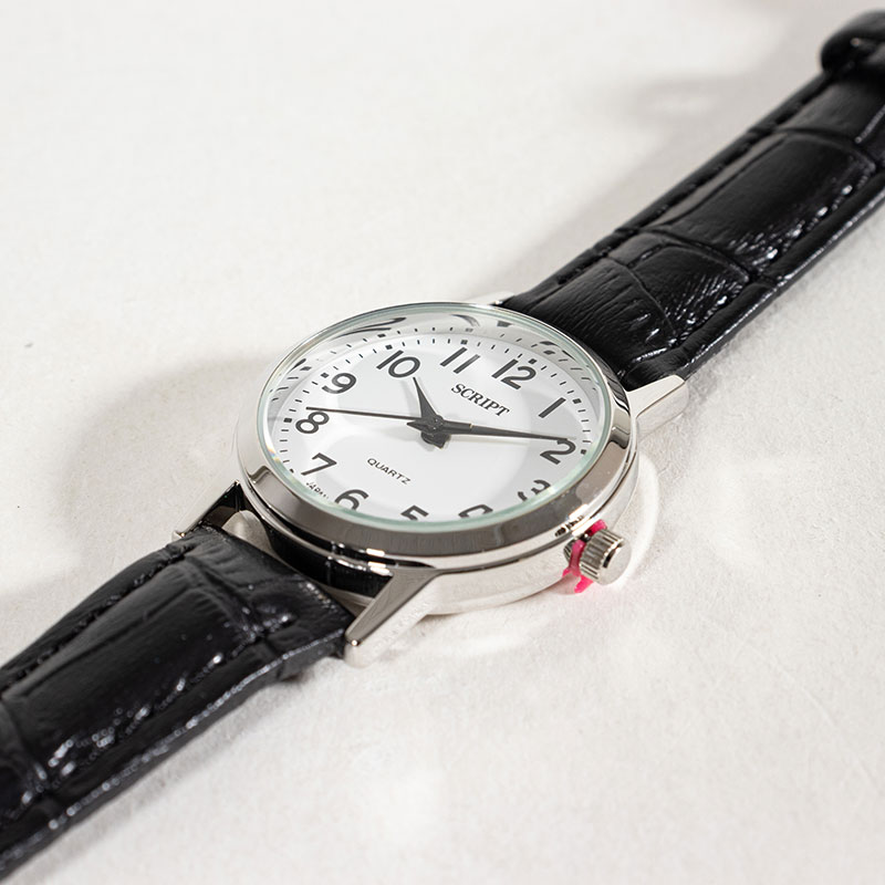 見やすい時計 NSSL08-SW