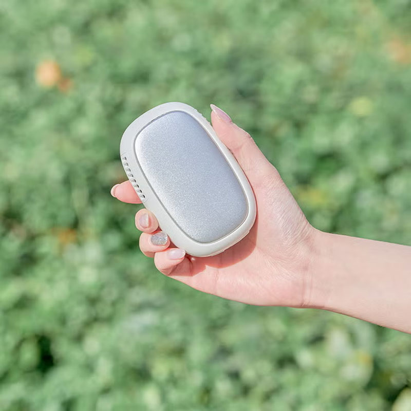 スリムアイスカイロ LCAEA022-LW リリーホワイト