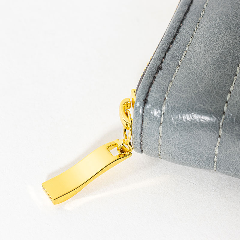 キルト長財布 グレー