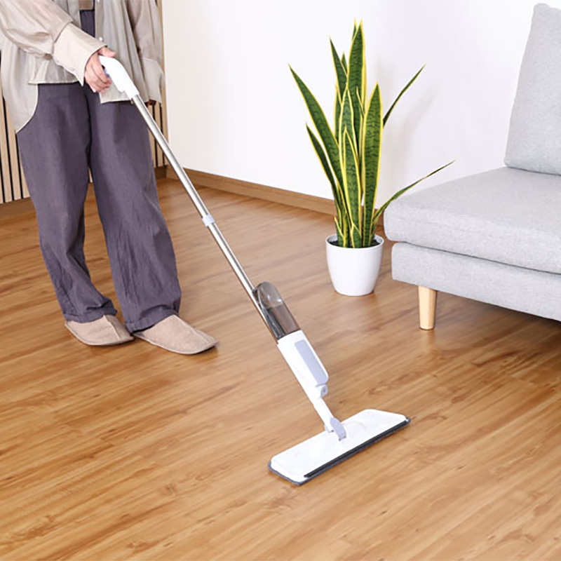 立ったままラクラク水拭き スプレーモップ