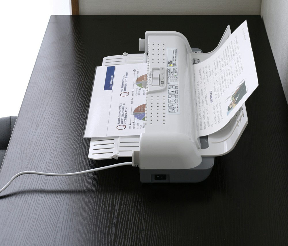 省スペースラミネーター 白／灰