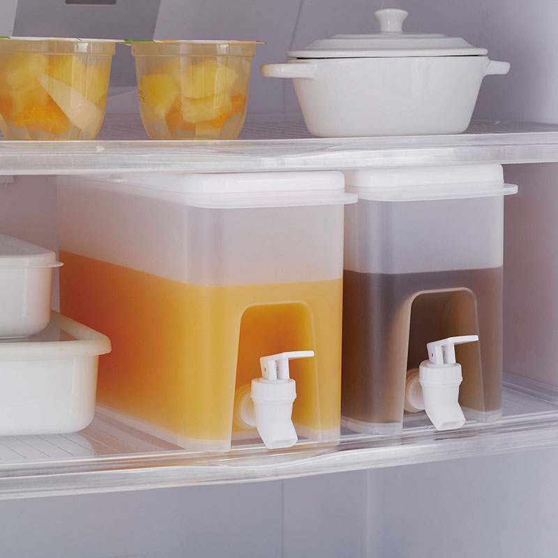 冷蔵庫に入れられる ドリンクサーバー 3L