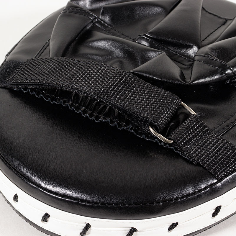 パンチングミット ブラック