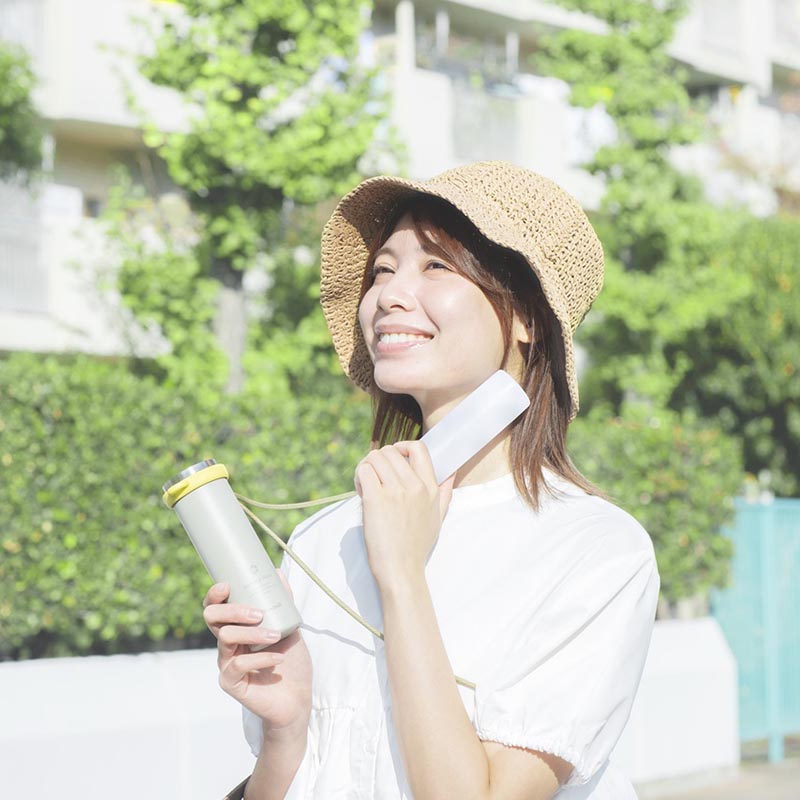 ミニアイスパック ストラップ付 シリコーン氷のうタイプ 保冷専用 モスグレー