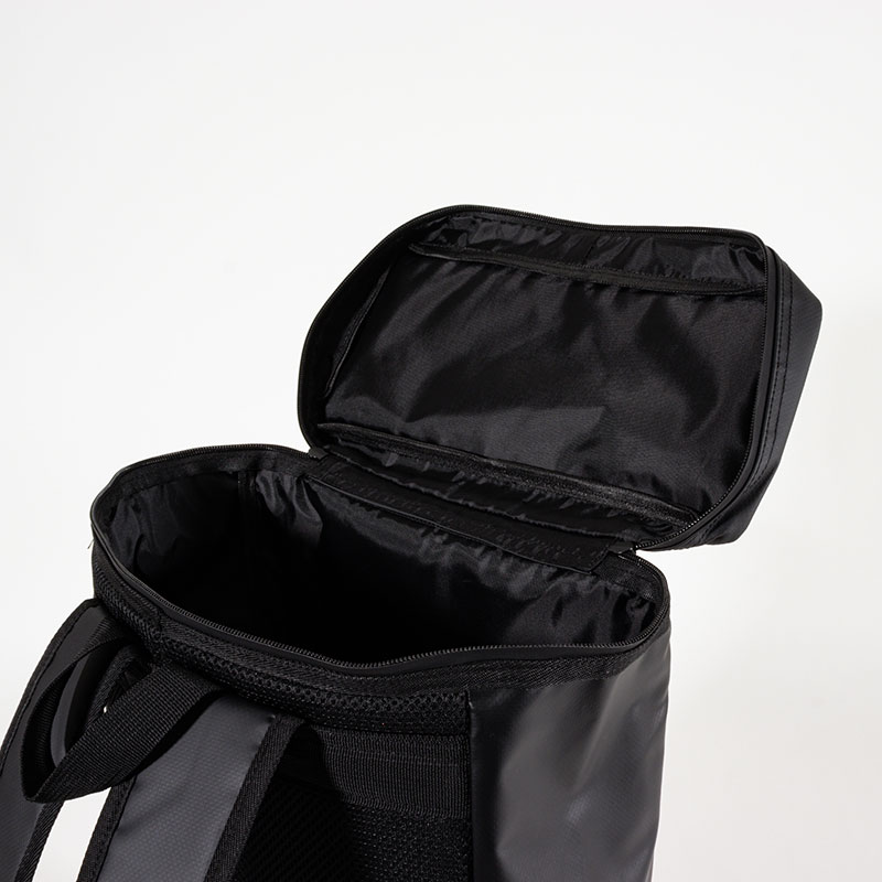 Dual Master スクエアリュック 20L ブラック×ホワイト