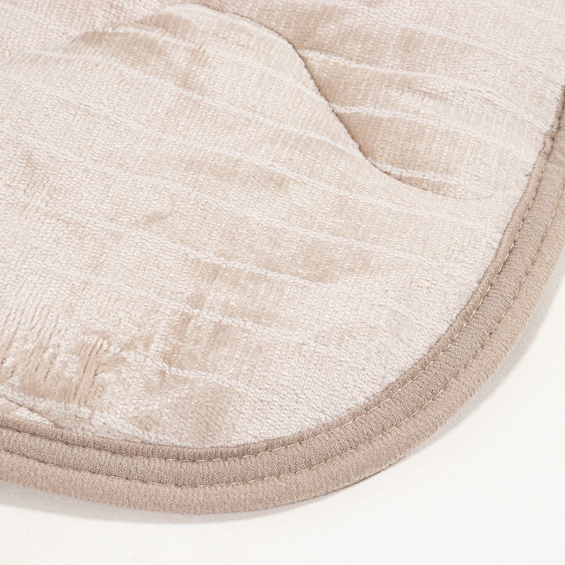 あったかボリューム 吸湿発熱敷きパット 100×205cm ベージュ